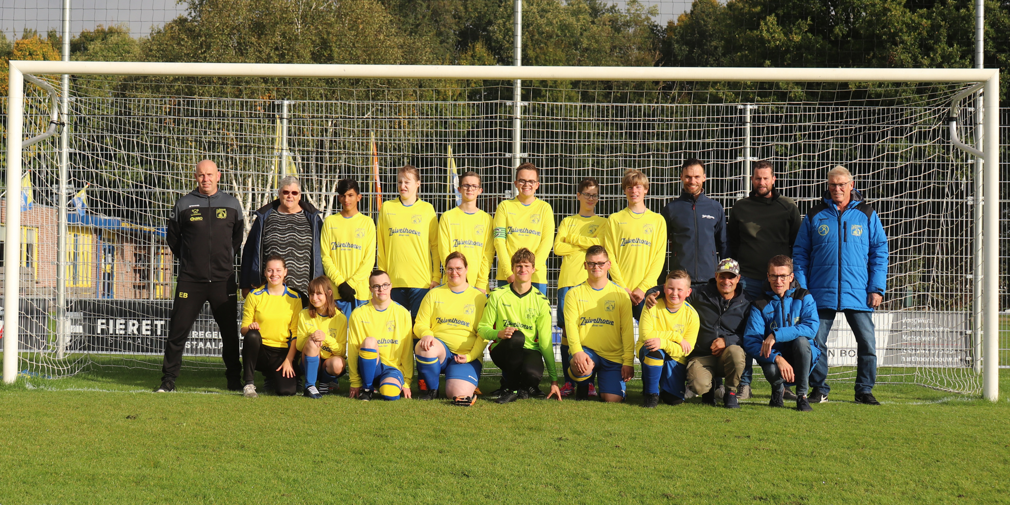 Nieuwe hoofdsponsor v.v. Barneveld GJeugd Voetbalvereniging Barneveld