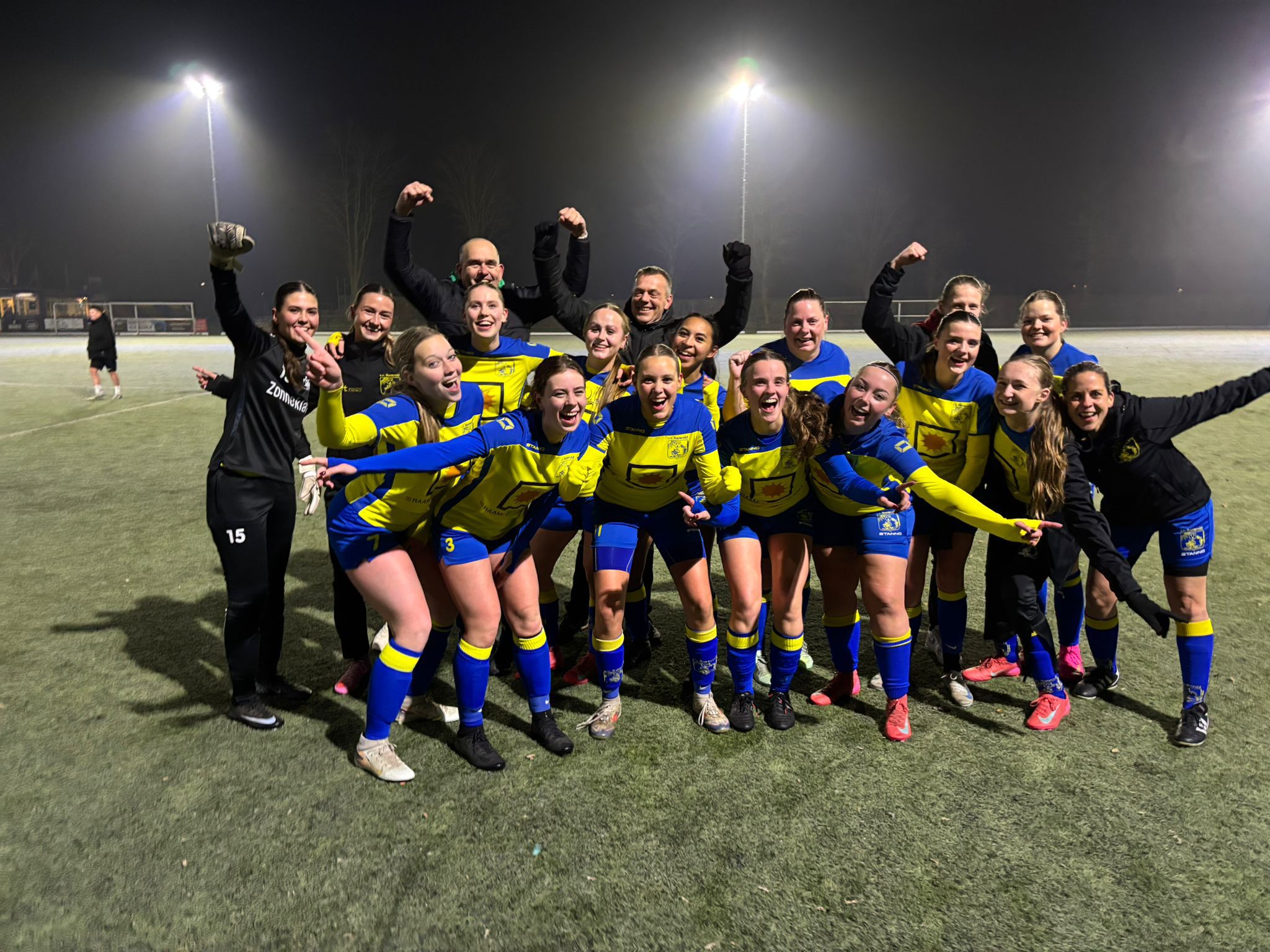 Kou, mist en eindelijk winst: een ijskoud spektakelstuk van VR1!